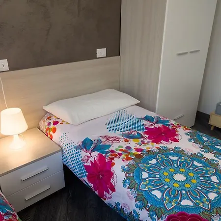 아파트 Genua Apartment *
