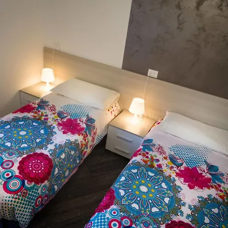 Genua Apartment * 제노바